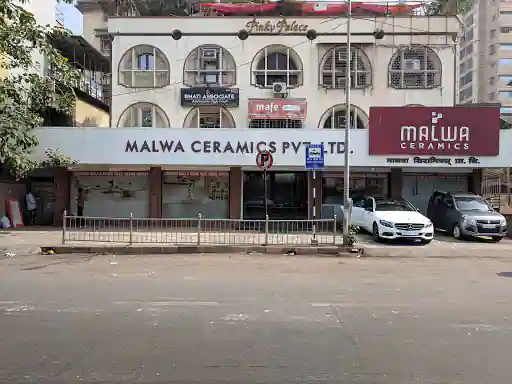 Restaurant for Rent in S V Road Mumbai