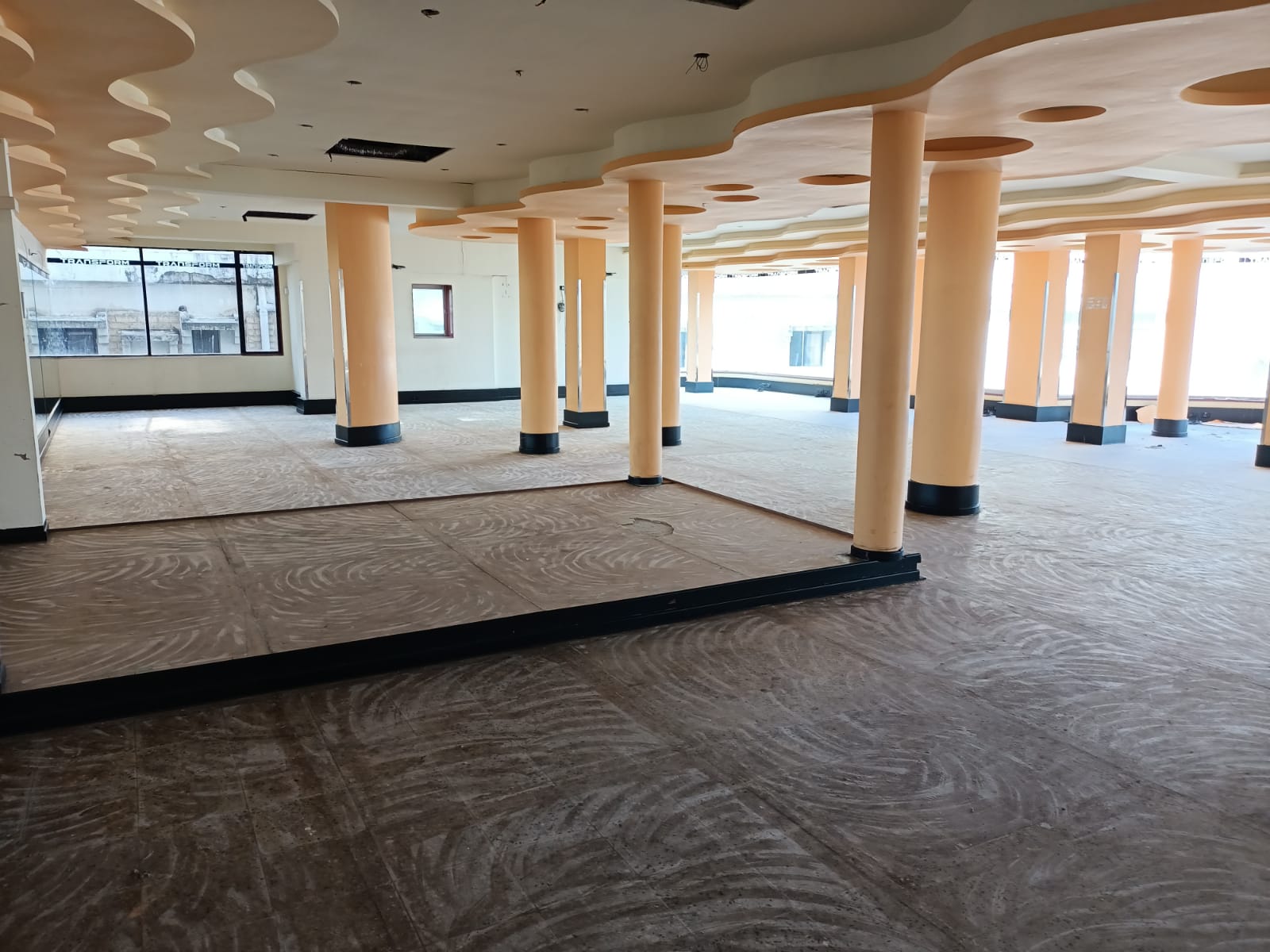 Showroom for Rent in Walkeshwar Mumbai