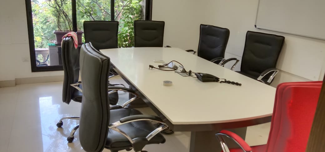 Office for Sale in S V Road Mumbai