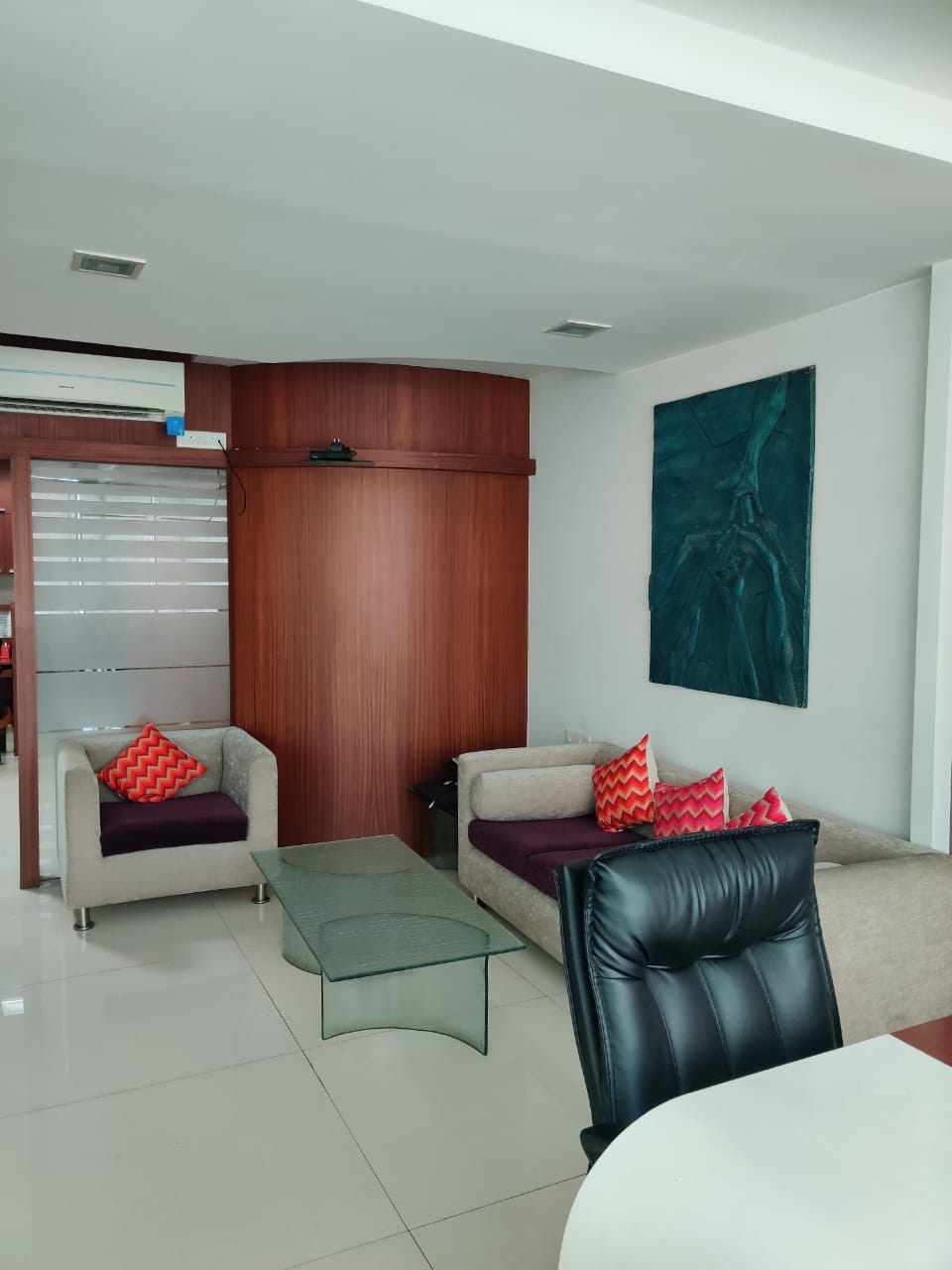 Office for Sale in S V Road Mumbai
