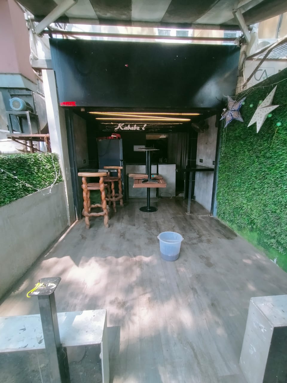 Shop for Rent in Bandra West Mumbai