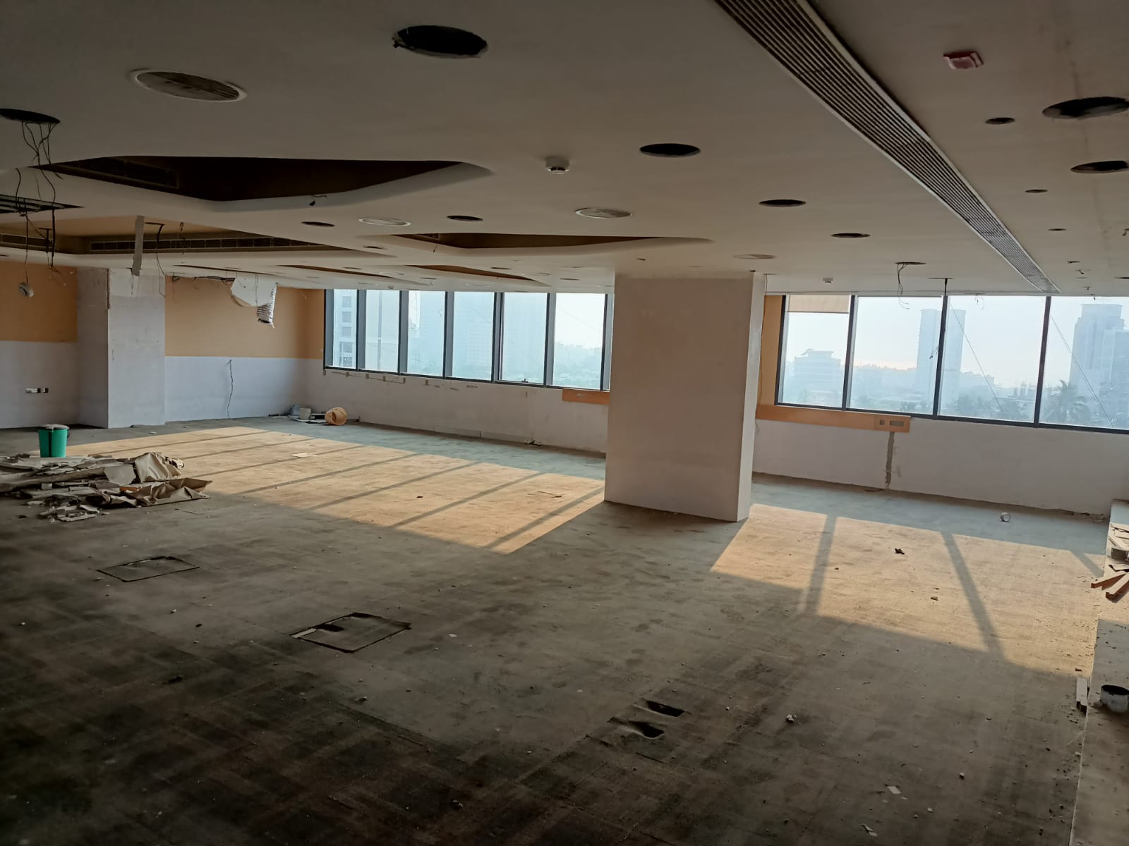 Office for Rent in Santacruz West Mumbai