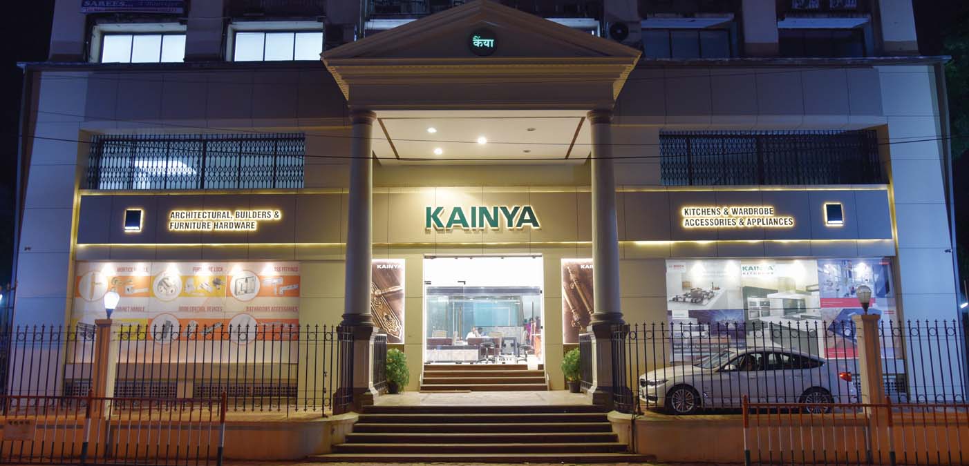 Showroom for Rent in S V Road Mumbai