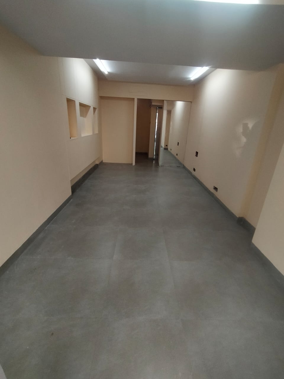Shop for Rent in Bandra West Mumbai