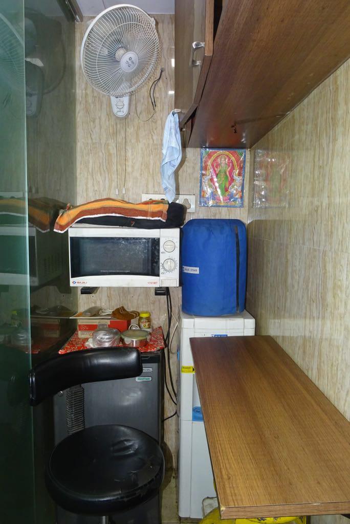 Office for Sale in Hill  Road Mumbai