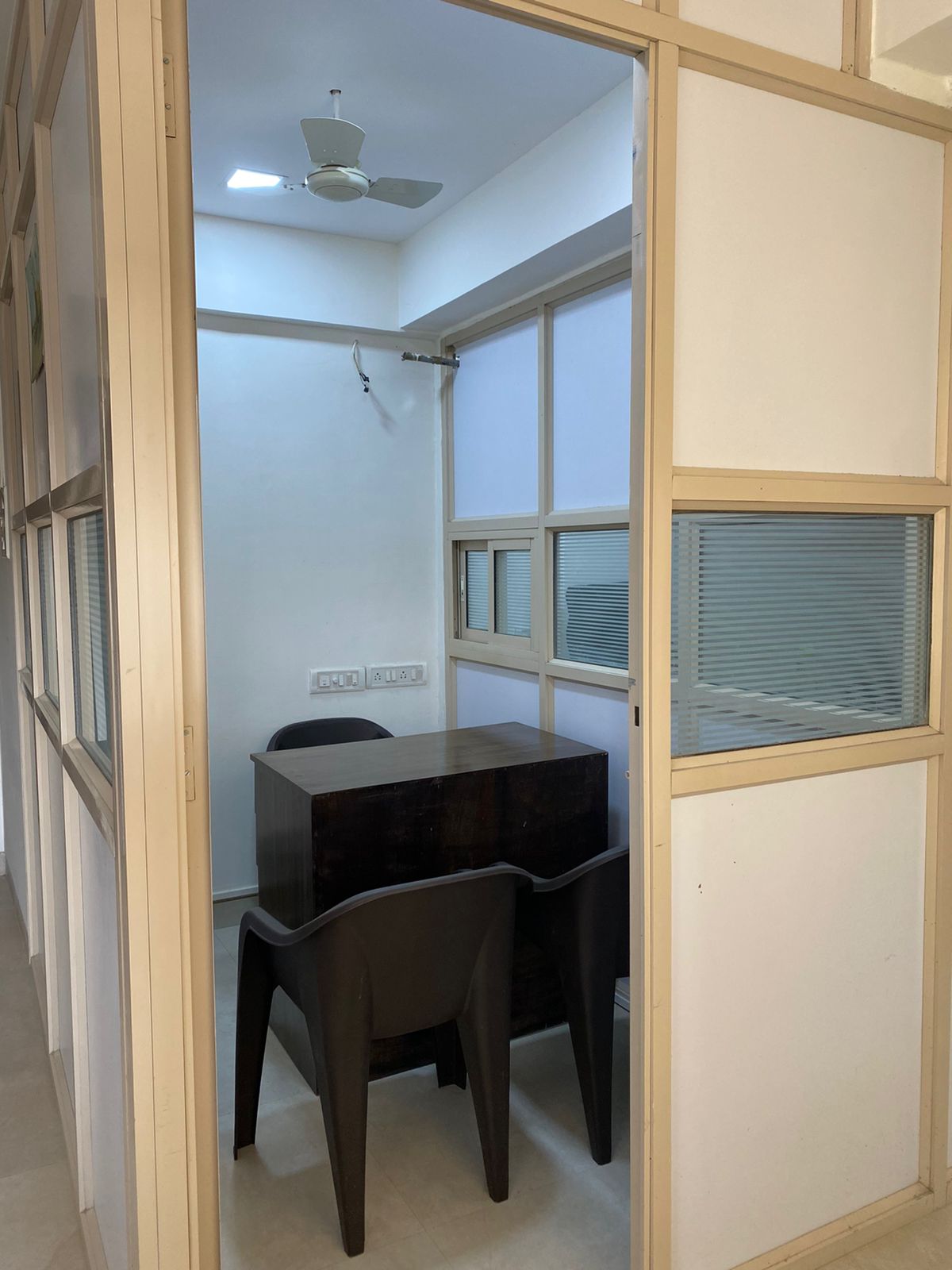 Office for Rent in Hill  Road Mumbai