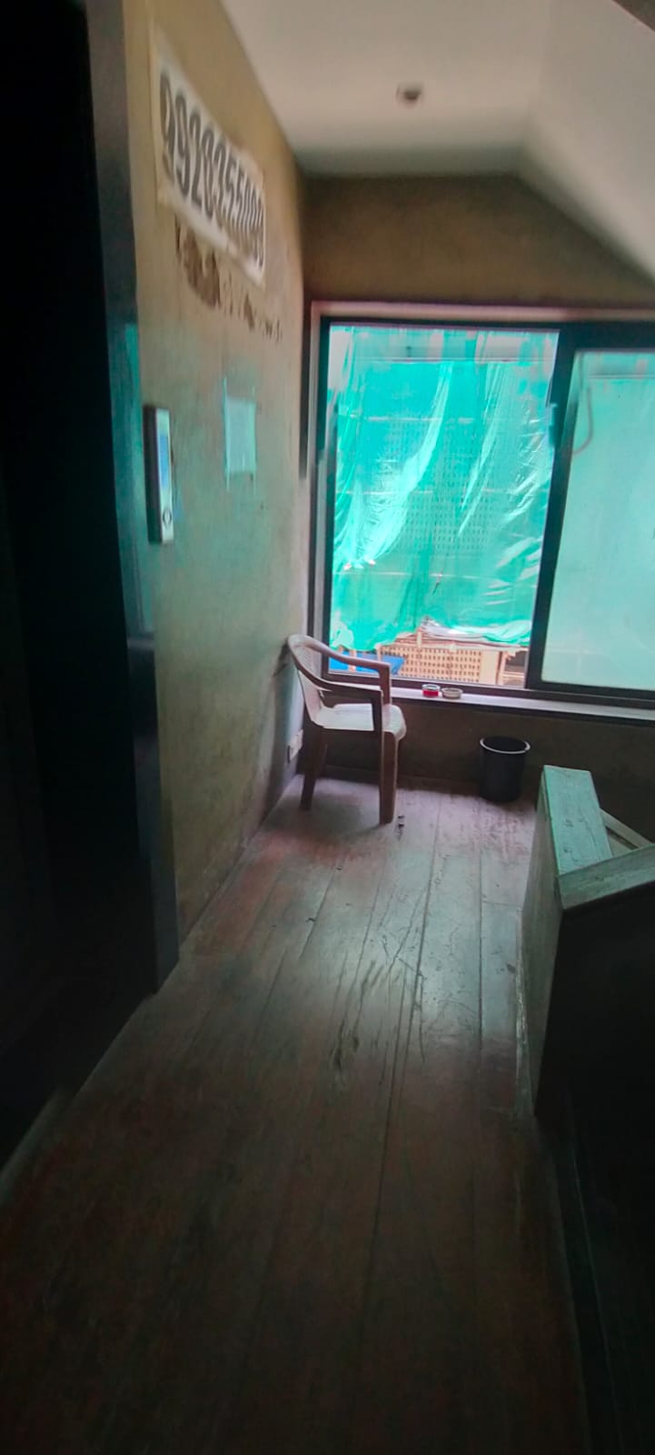 Office for Sale in Juhu Tara Rd Mumbai