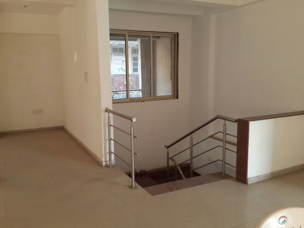 Showroom for Rent in 11 Road Mumbai