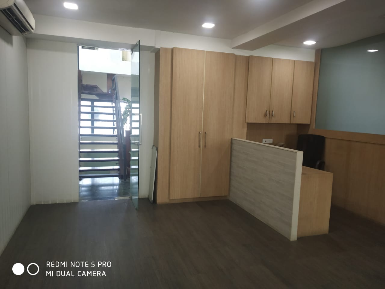 Office for Rent in Juhu Tara Road Mumbai