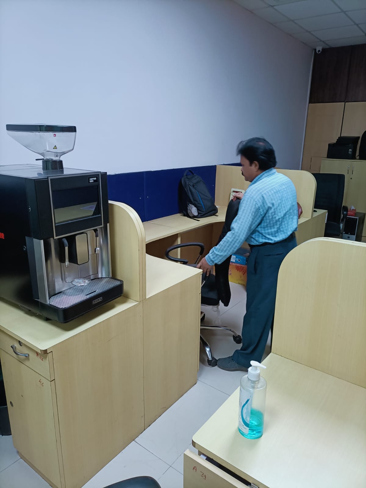 Office for Rent in J B Nagar Mumbai
