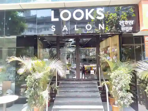Showroom for Rent in Dr Annie Besant Road Mumbai