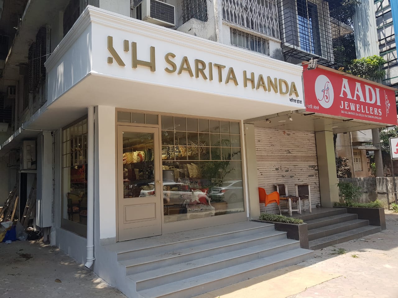 Shop for Rent in Khar West Mumbai