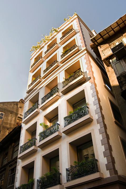 Commercial Building for Rent in Nanabhai Lane Mumbai