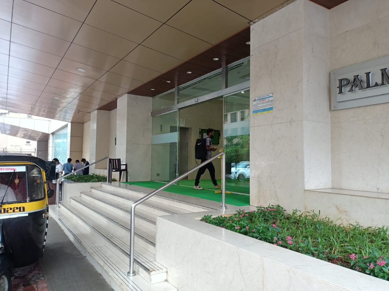 Office for Rent in Malad West Mumbai