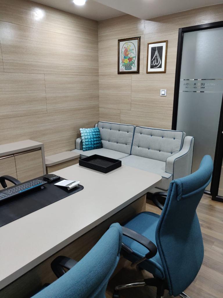 Showroom for Rent in S V Road Mumbai