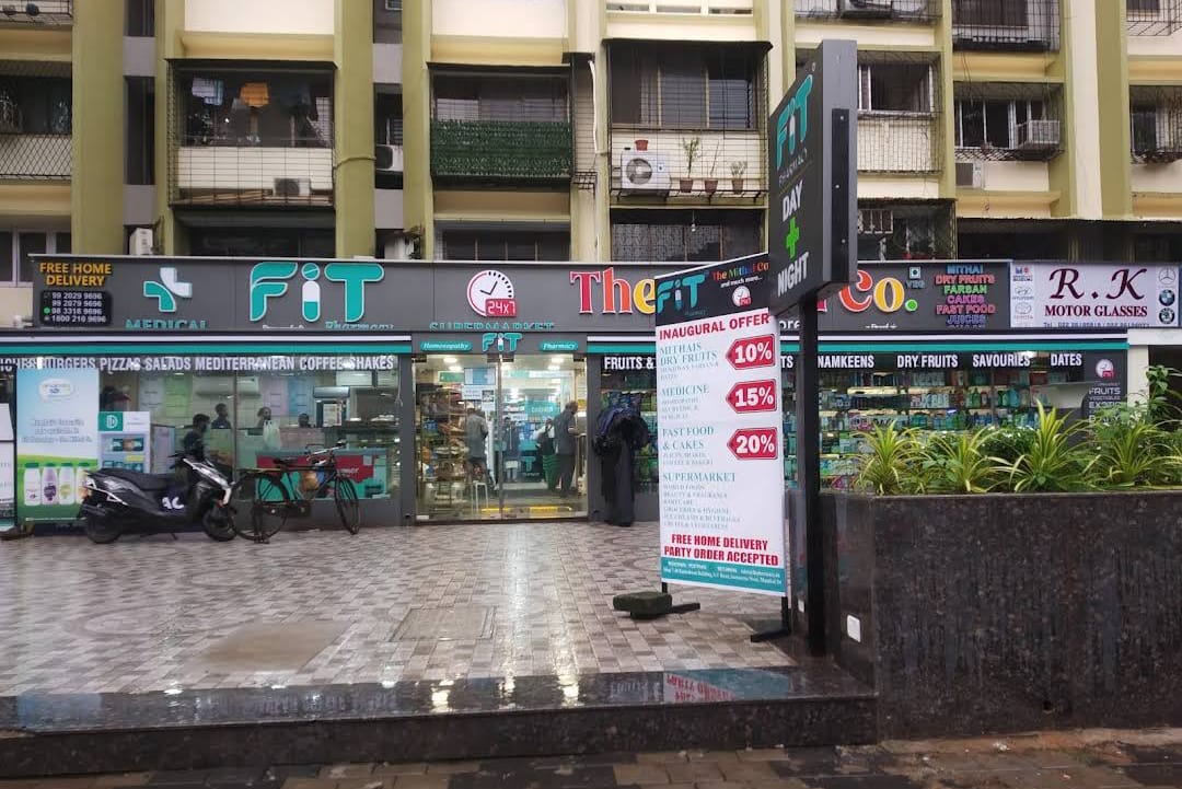 Restaurant for Sale in Santacruz West Mumbai