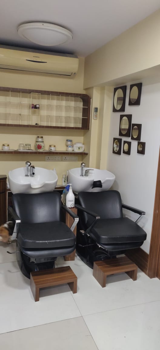 Shop for Sale in Off Hill Road Mumbai