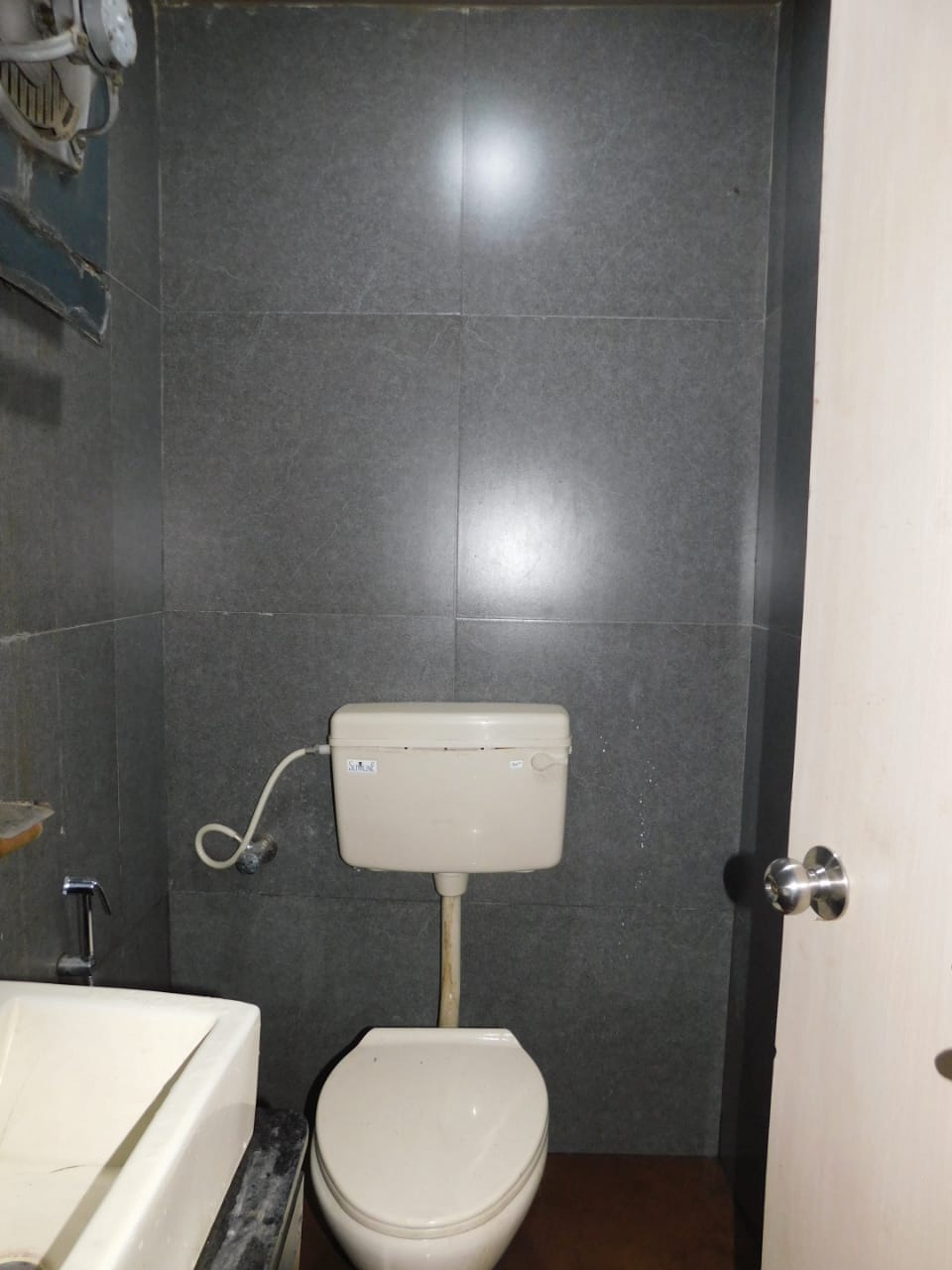 Office for Sale in 4 Bungalows Mumbai
