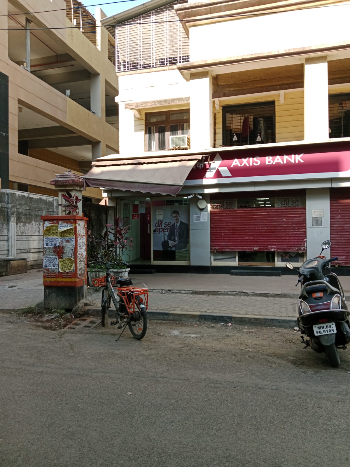Showroom for Rent in Khar West Mumbai