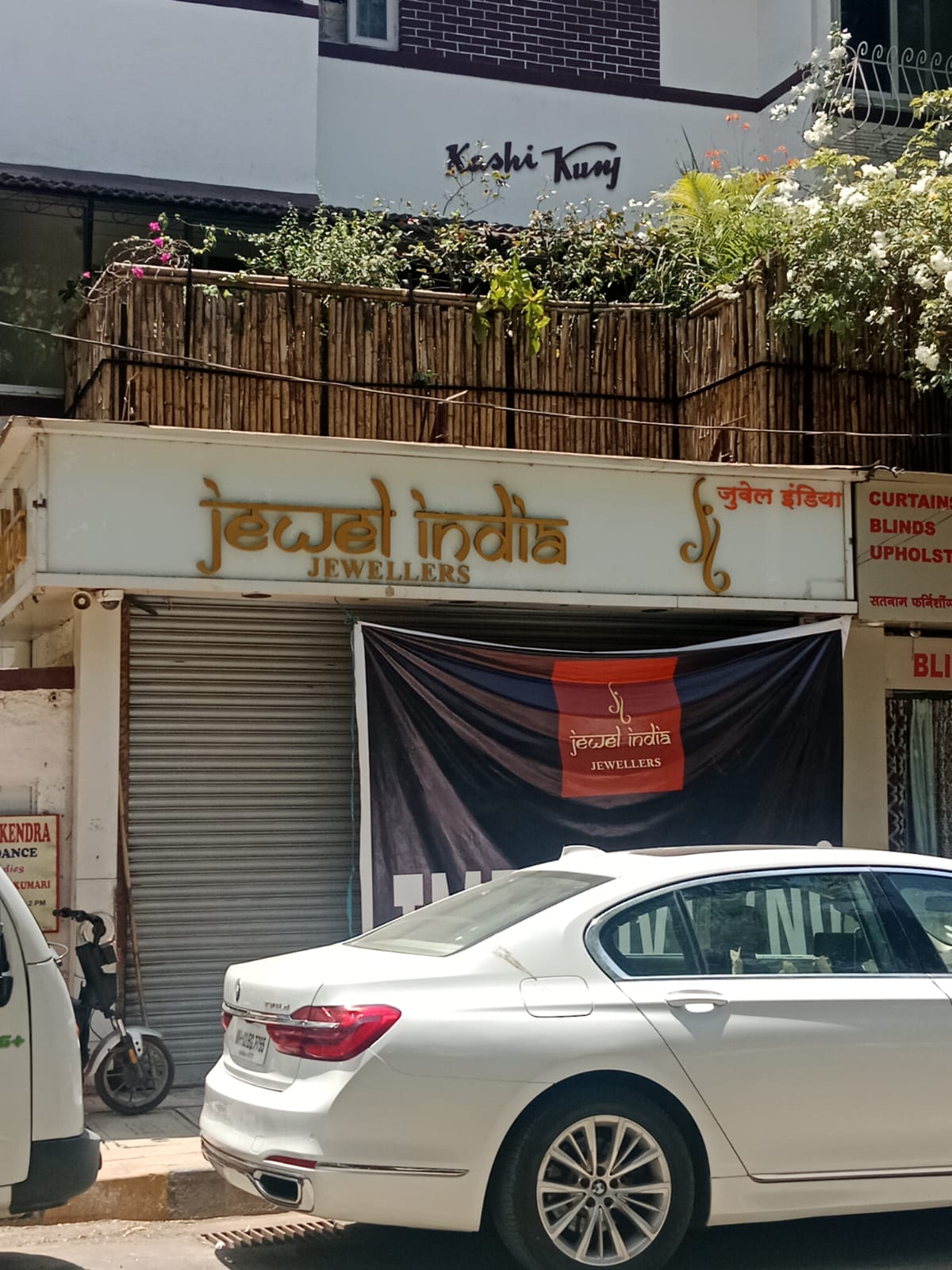 Shop for Rent in Bandra West Mumbai