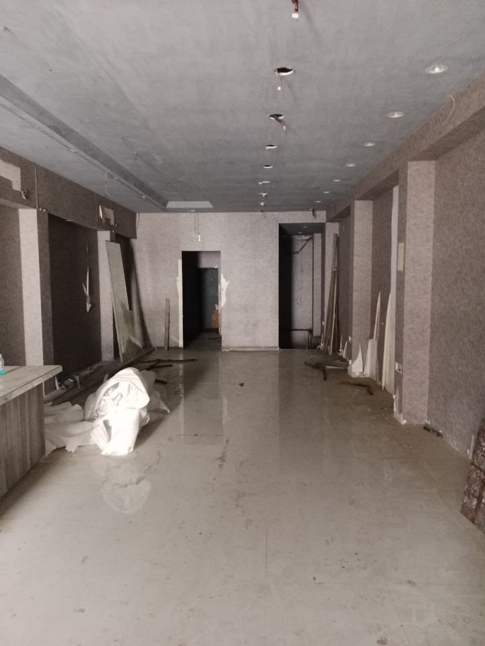 Showroom for Sale in S V Road Mumbai