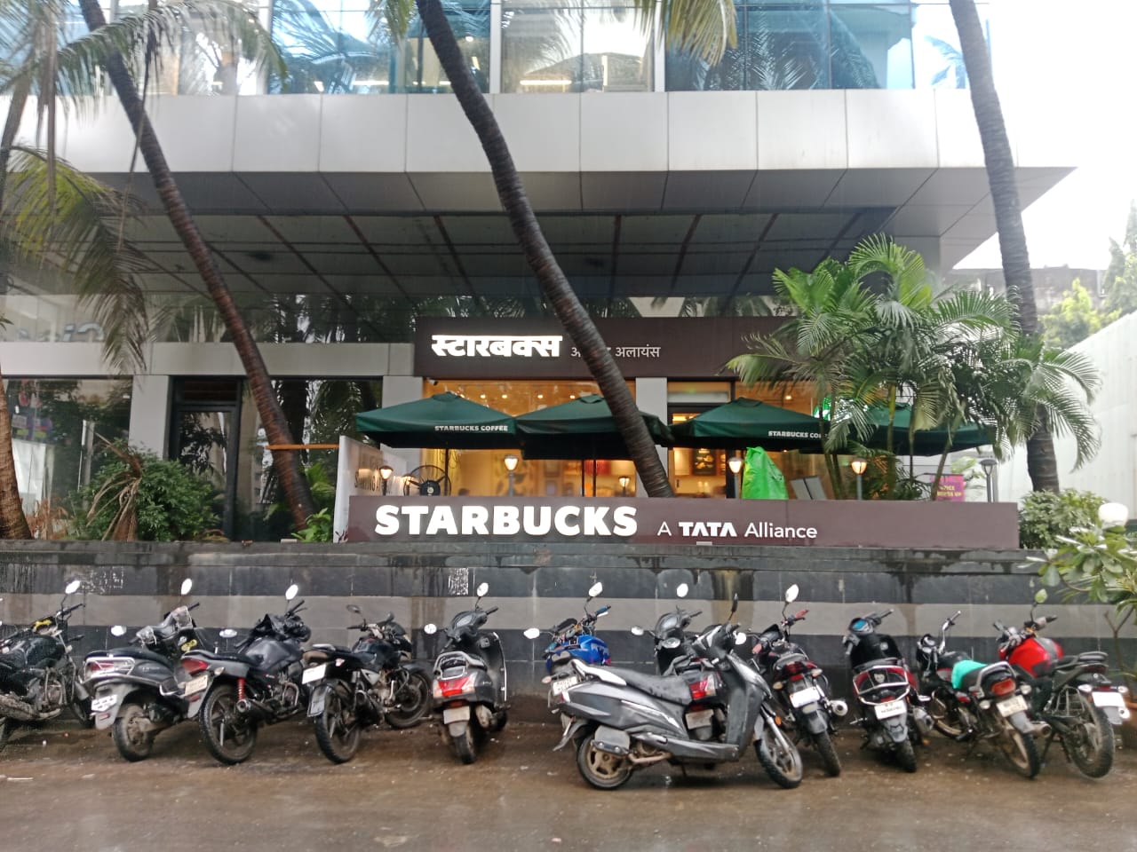 Restaurant for Rent in Off Link Road Mumbai
