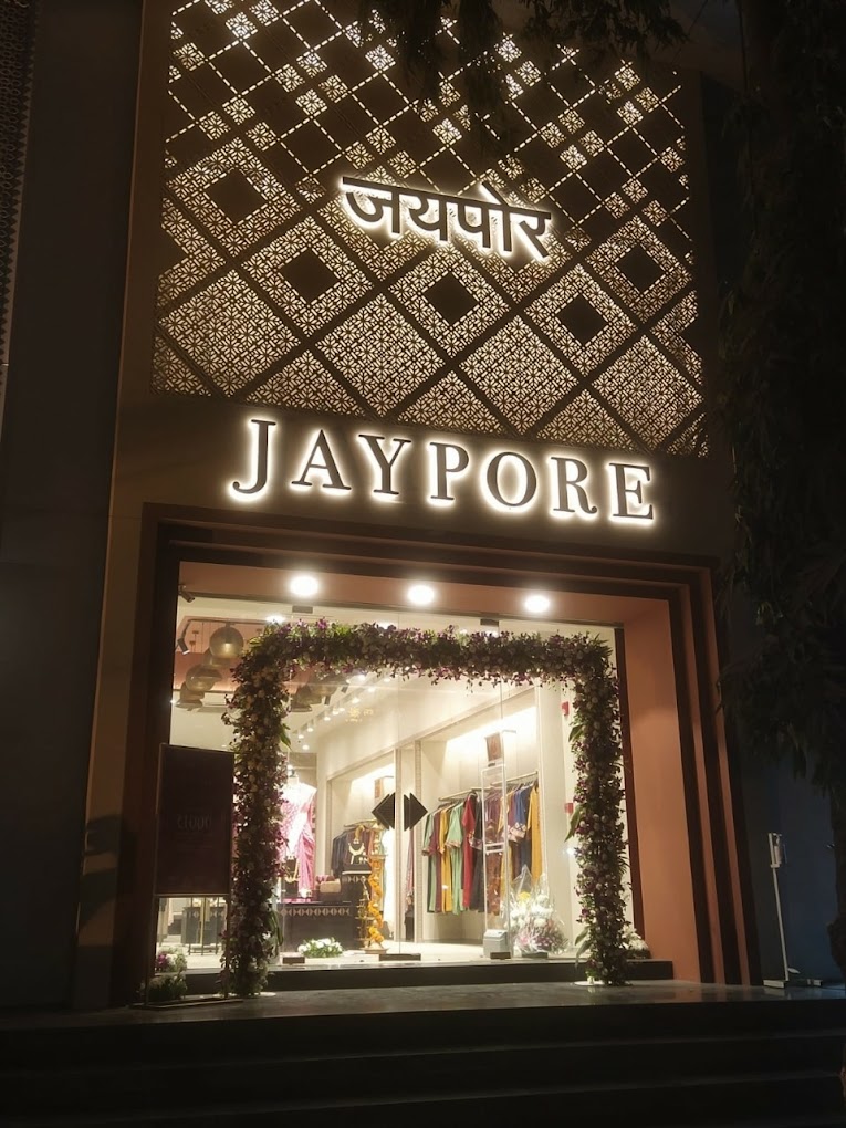 Showroom for Rent in Bandra West Mumbai