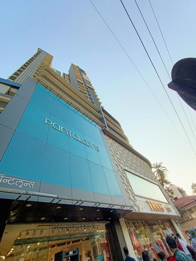 Showroom for Rent in Bandra West Mumbai