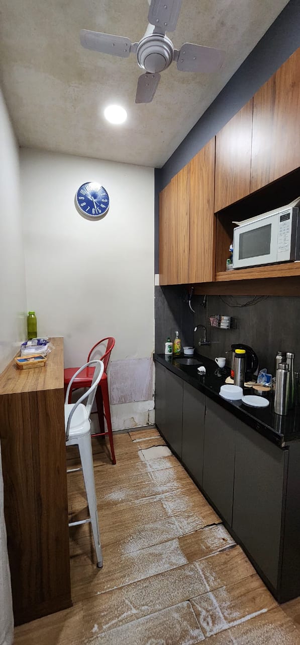 Showroom for Rent in 4 Bungalows Mumbai