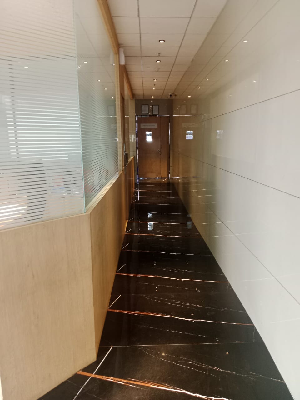 Office for Sale in Link  Road Mumbai