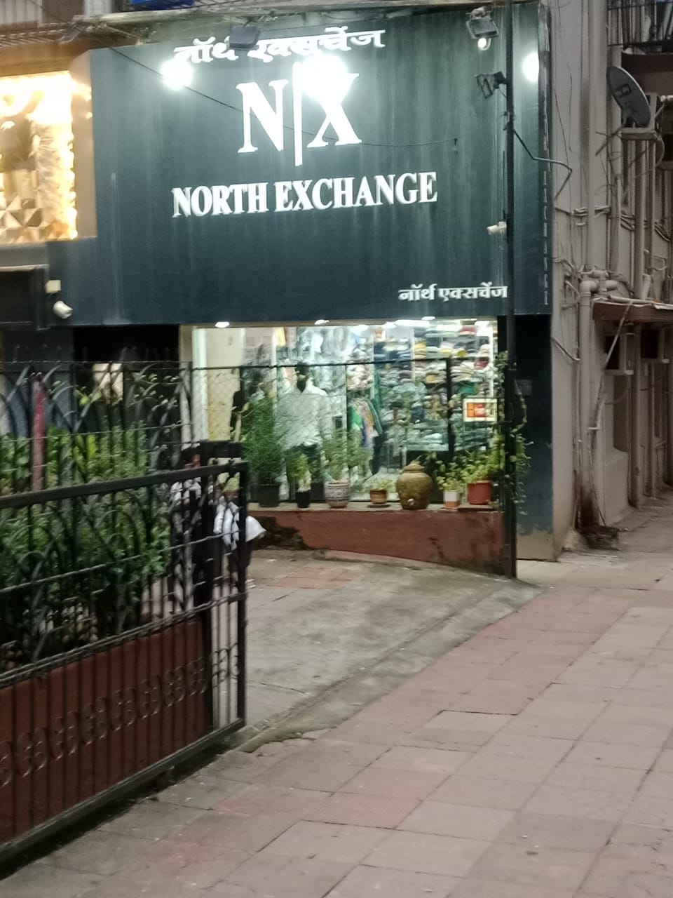 Showroom for Rent in Bandra West Mumbai