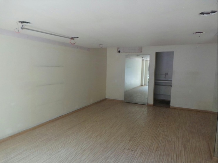Shop for Rent in Prabhadevi Mumbai