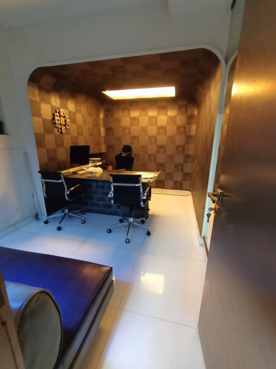 Showroom for Rent in Bandra West Mumbai