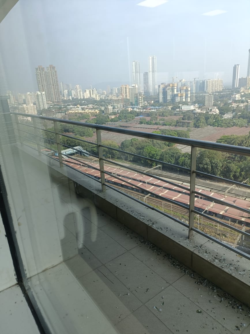 Office for Rent in S B Marg Mumbai