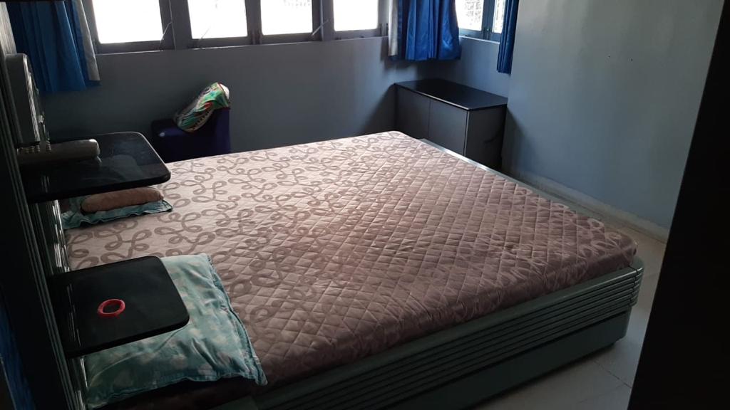 2 BHK Apartment for Rent in Bandra West Mumbai