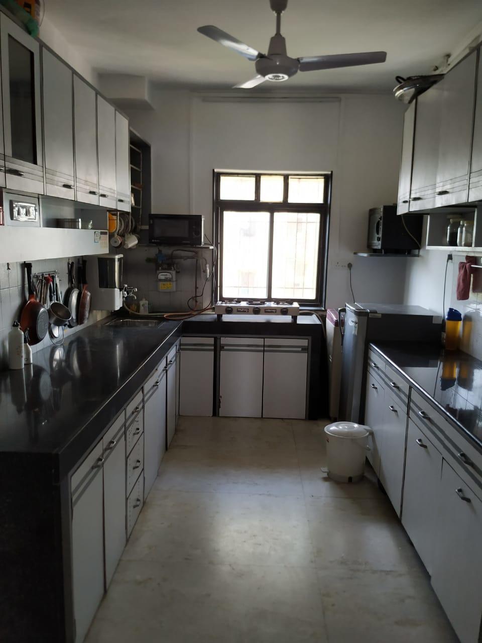 3 BHK Apartment for Rent in Bandra West Mumbai