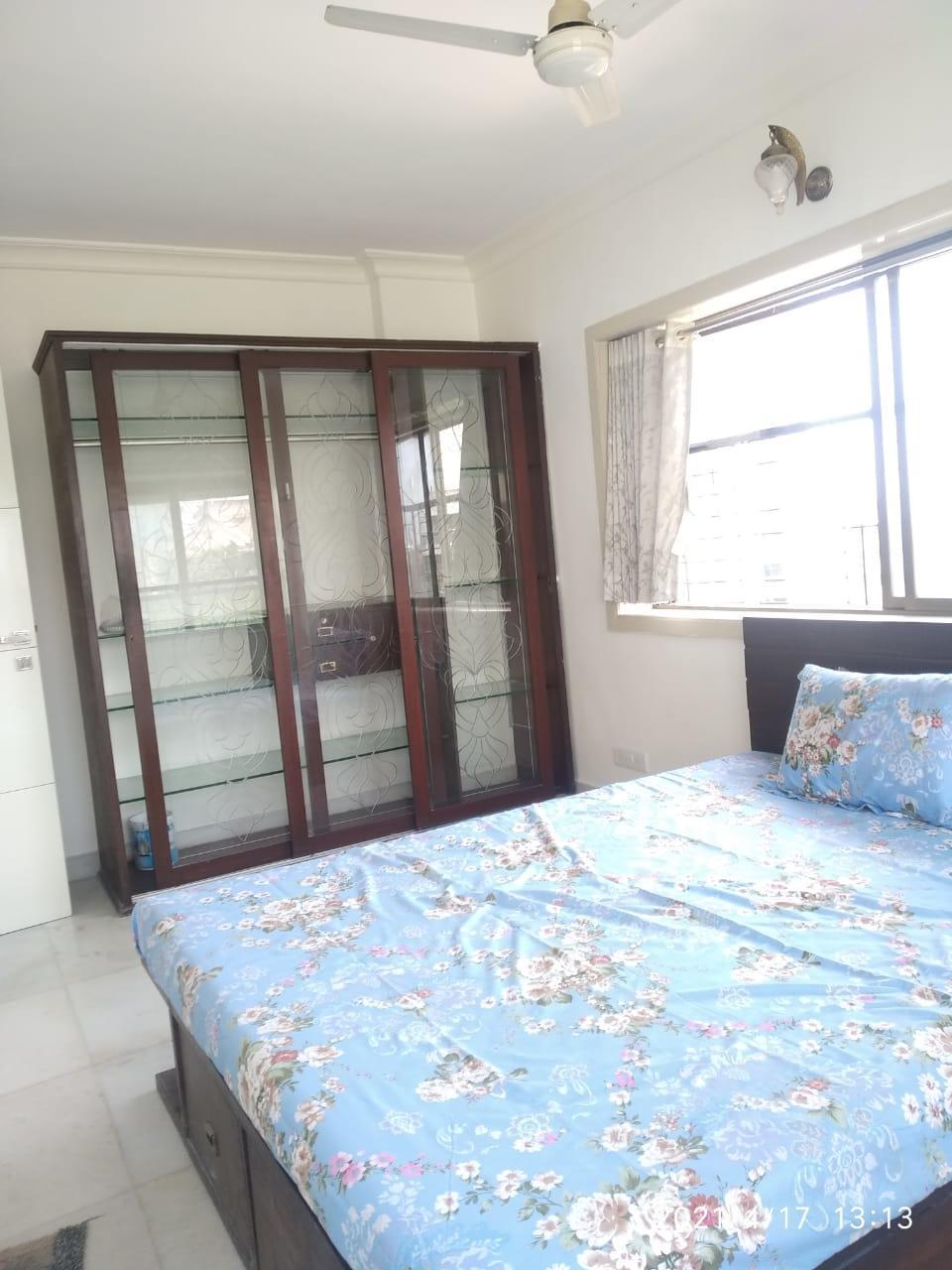 2 BHK Apartment for Rent in Bandra West Mumbai