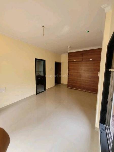 3 BHK Apartment for Rent in Gulmohar Cross rd no.4 Mumbai