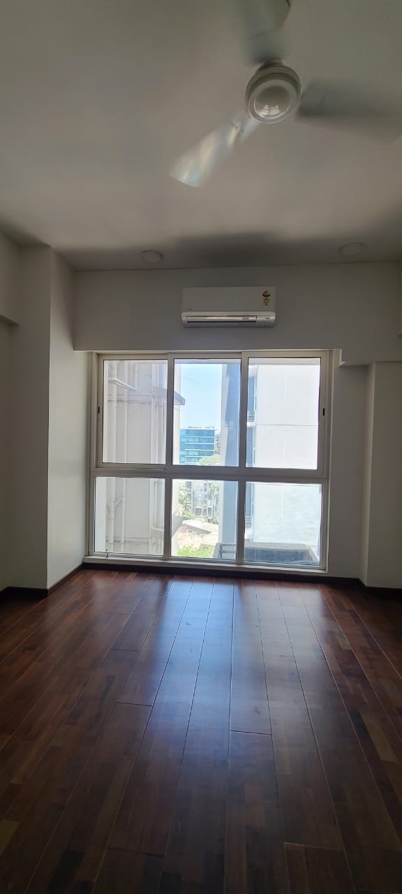 2 BHK Apartment for Rent in BKC Extention Road Mumbai