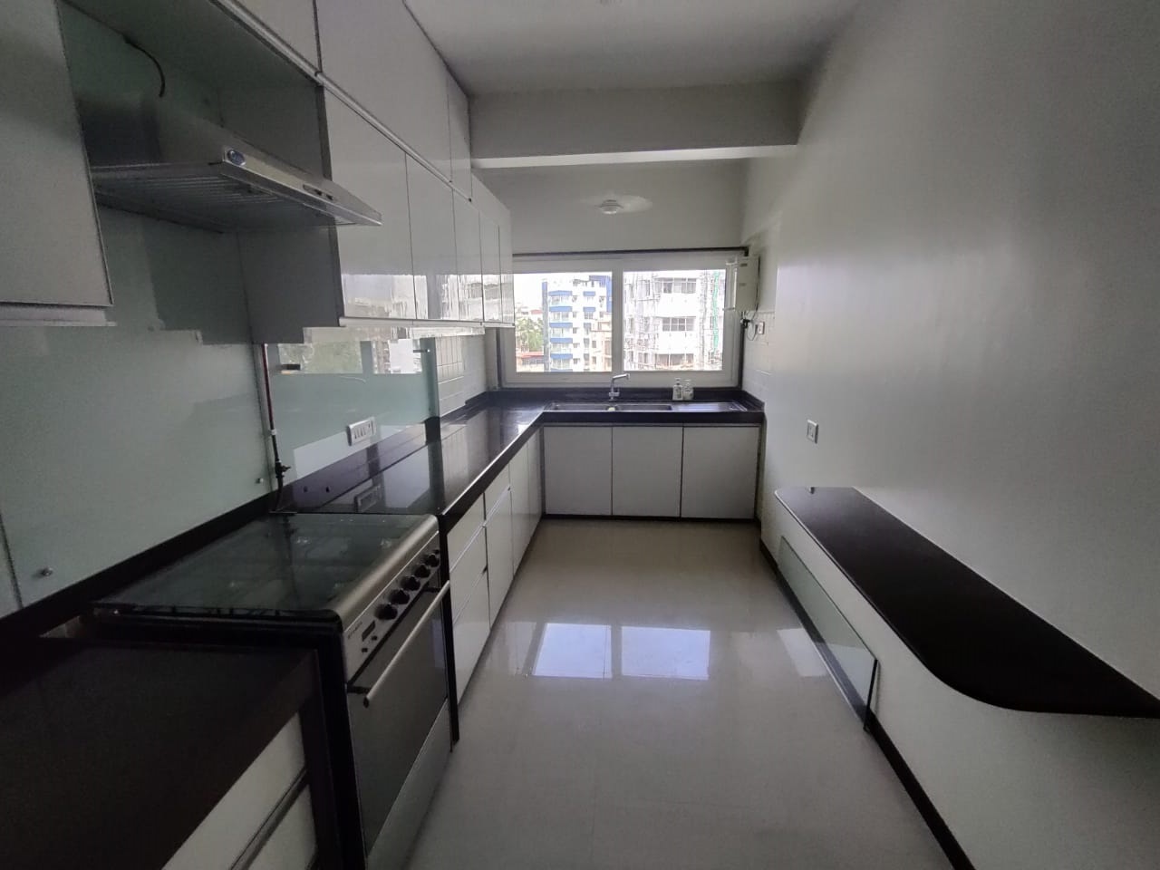 3 BHK Apartment for Sale in Carter Road Mumbai