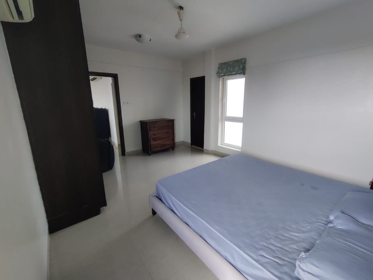 3 BHK Apartment for Sale in Carter Road Mumbai