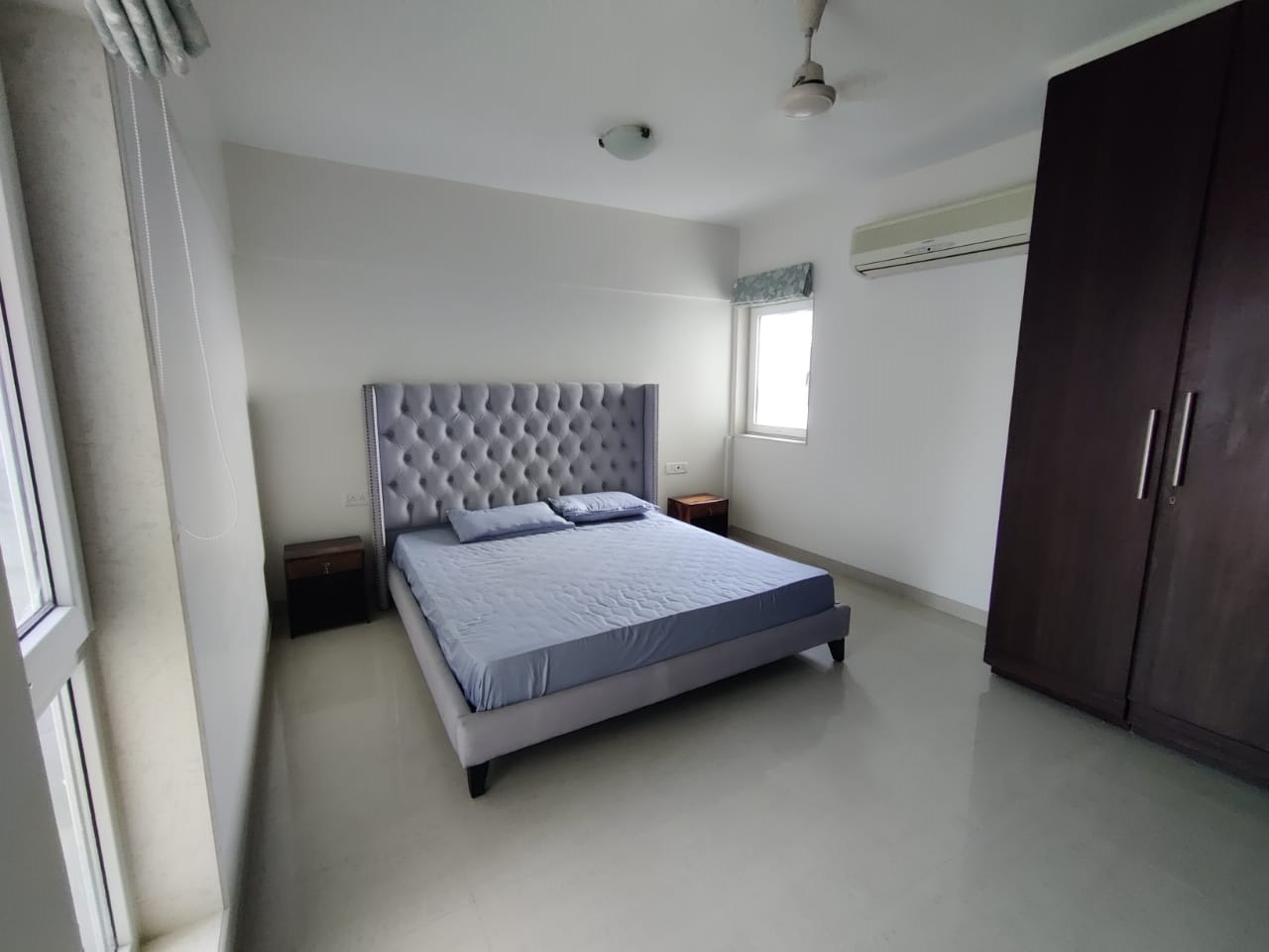 3 BHK Apartment for Sale in Carter Road Mumbai