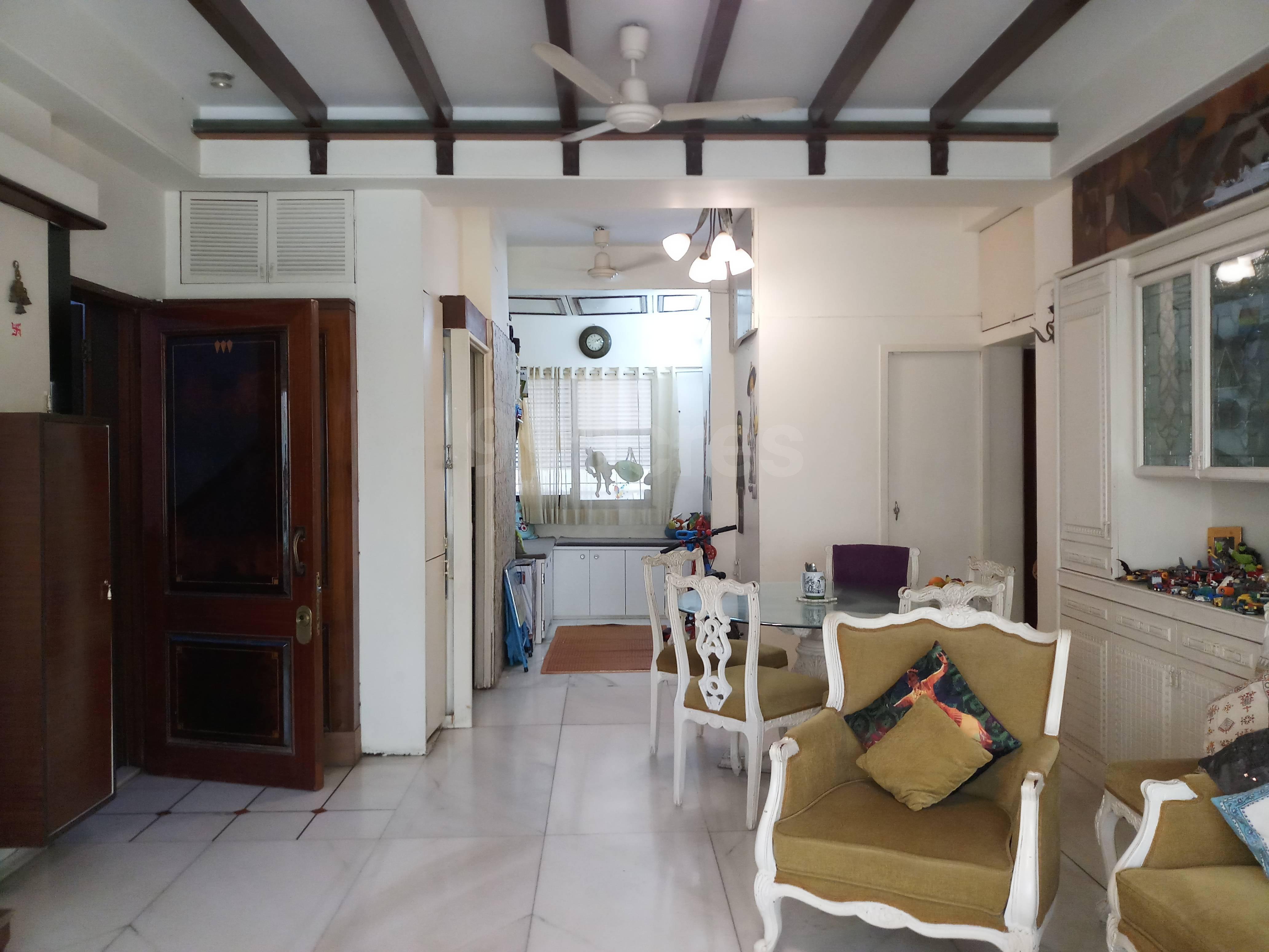 2 BHK Apartment for Sale in N S Road no.4 Mumbai