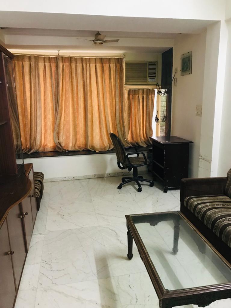2 BHK Apartment for Rent in Khar West Mumbai
