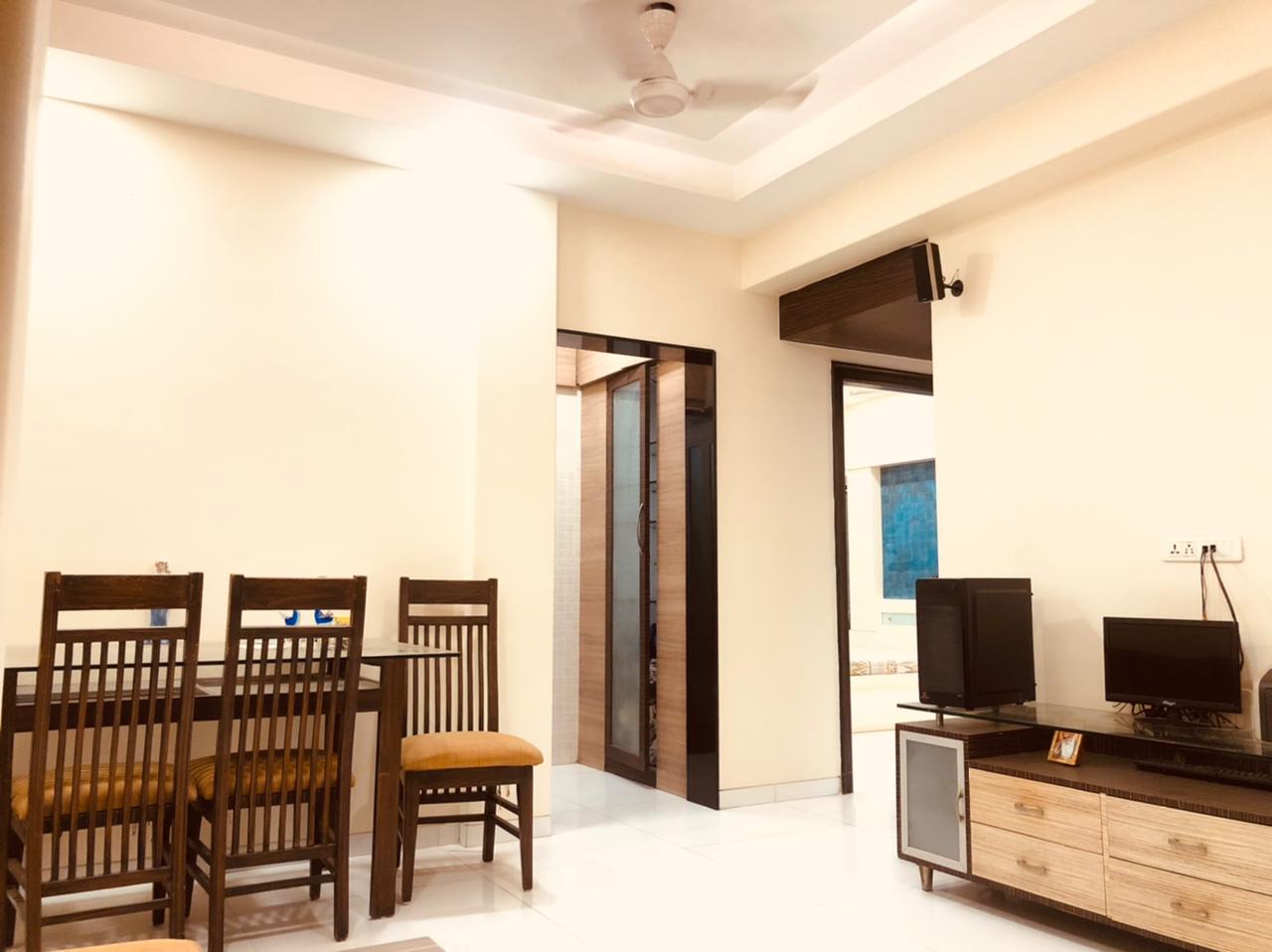 2 BHK Apartment for Sale in N S Road no.3 Mumbai