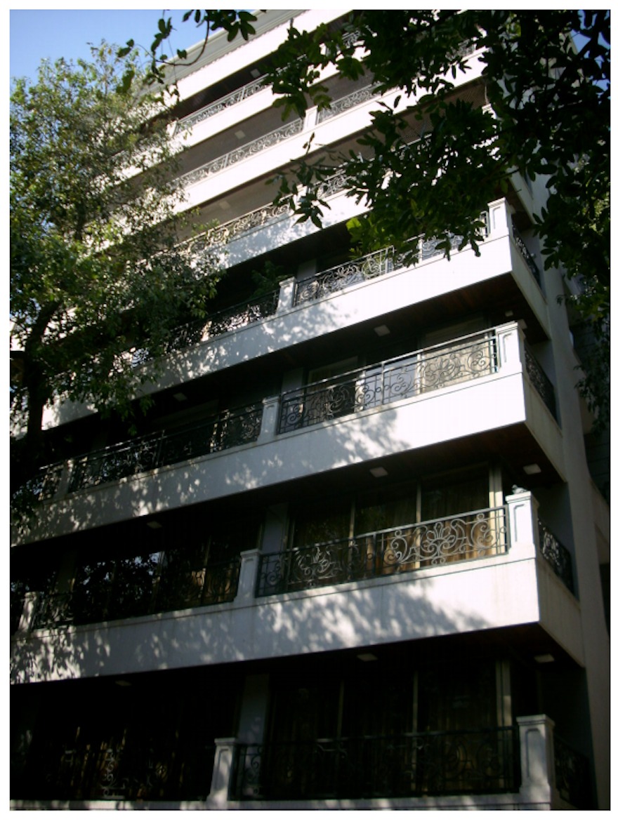 4 BHK Apartment for Rent in 1st Road Mumbai