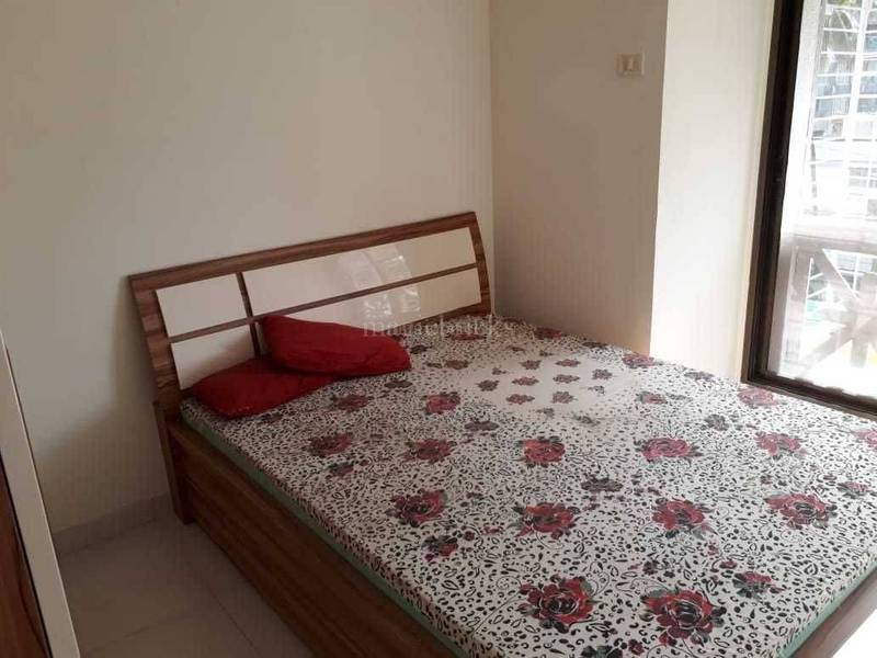 2 BHK Apartment for Rent in Khar West Mumbai