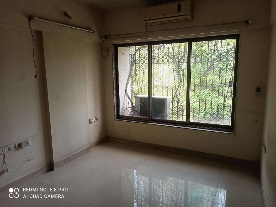 2 BHK Apartment for Rent in N S Road No 9 Mumbai