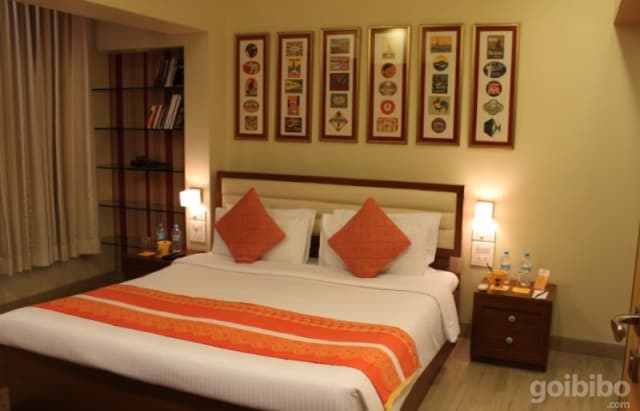 3 BHK Apartment for Sale in Off Hill Road Mumbai
