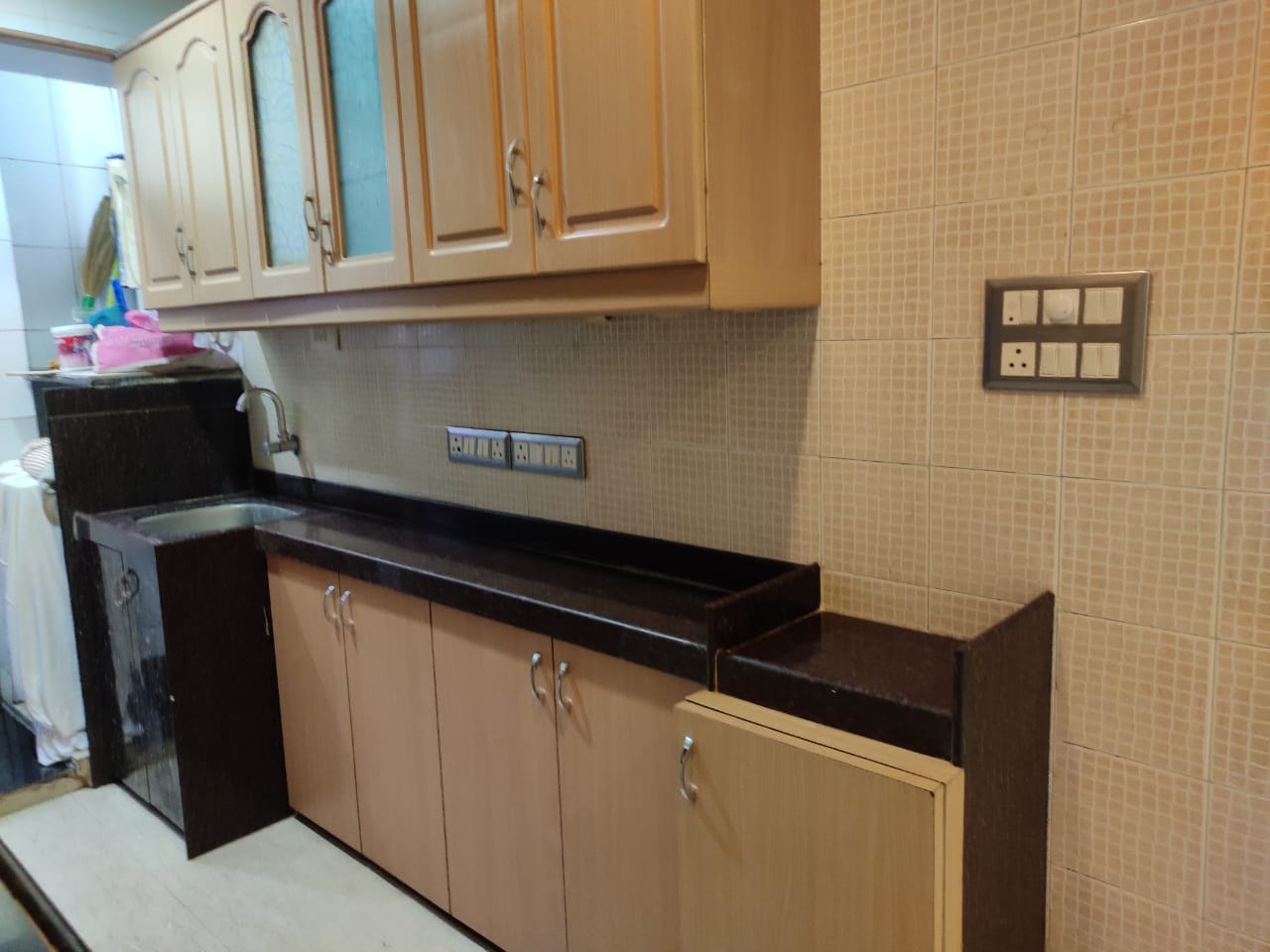 2 BHK Apartment for Rent in Pali Hill Mumbai
